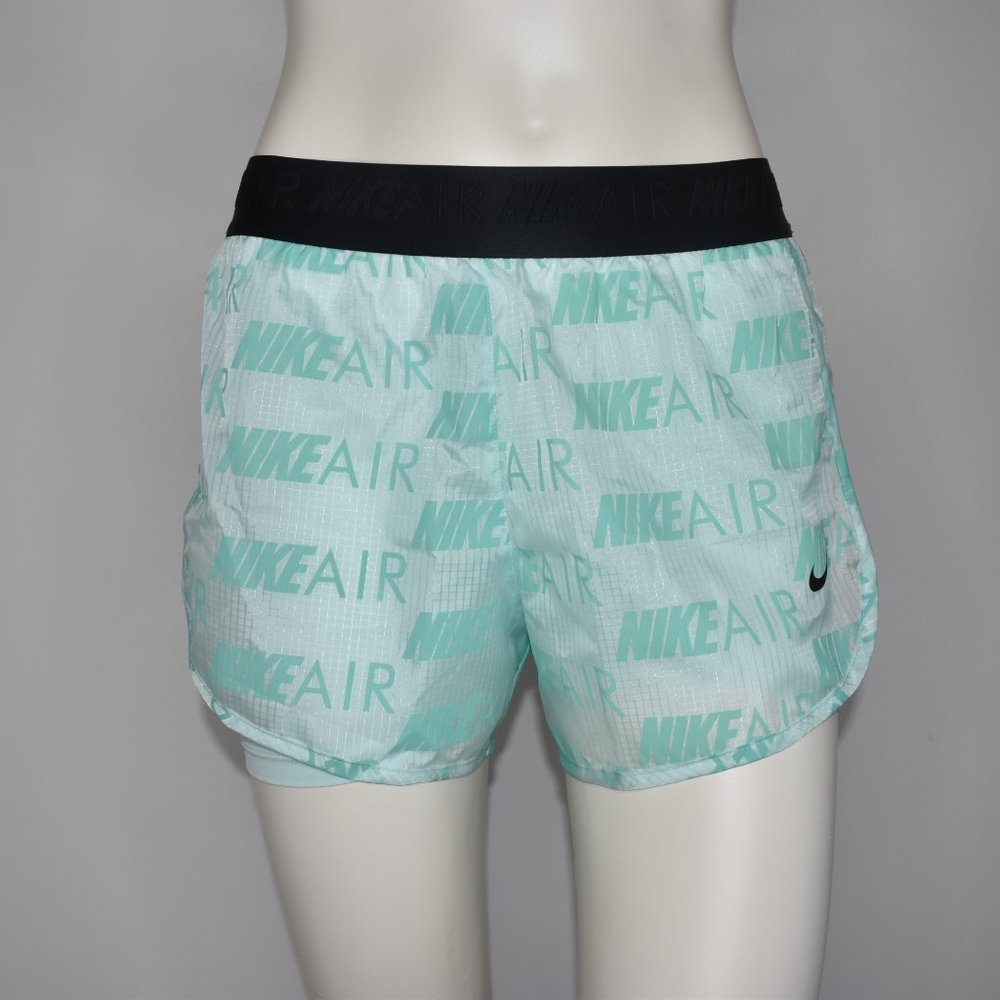 Nike Women's New Size Small Teal Running Shorts